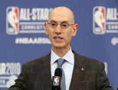 今日(rì)官(guān)宣！肖华亲承，NBA17冠王朝球队易主，巴斯家46年净赚99.3億(yì)