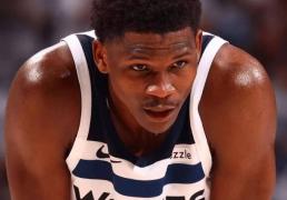 NBA太阳大逆(nì)转！森林(lín)狼最后1分鍾(zhōng)领先(xiān)7分都能输，爱德华兹41分却两罚全丟(diū)