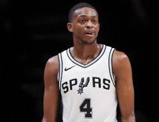 NBA，达龍(lóng)·福克斯續(xù)约评价