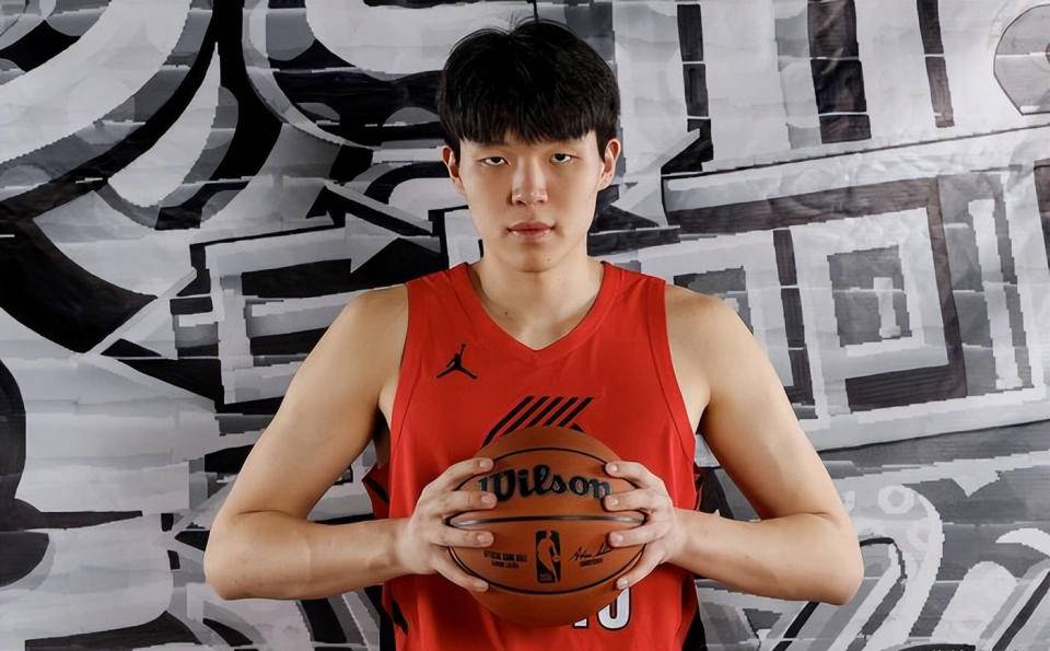 NBA新秀杨瀚(hàn)森(sēn)面临的挑(tiāo)战与機(jī)遇