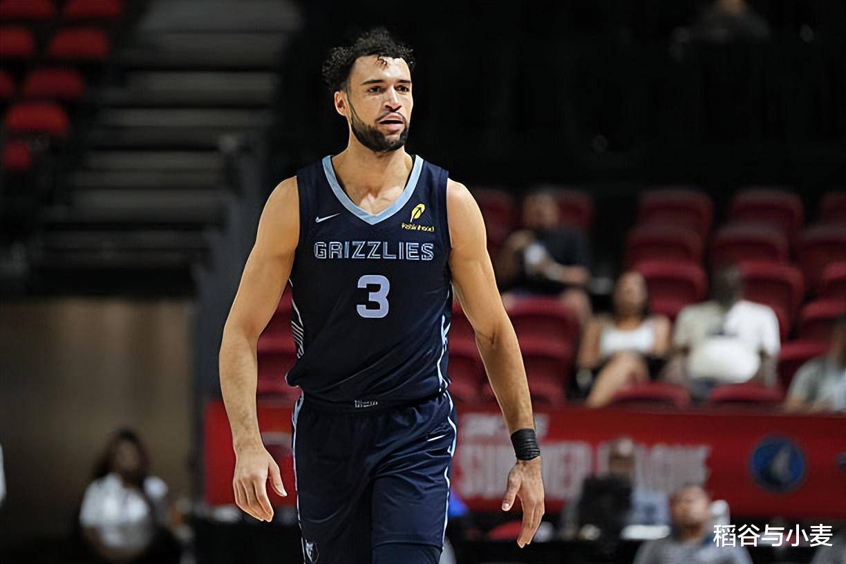 夏季联赛表現(xiàn)出色,灰(huī)熊签下了這(zhè)位去年(nián)NBA选秀(xiù)大會(huì)中的落选秀(xiù)?