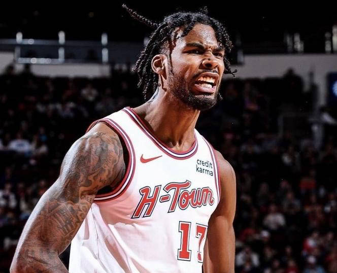 NBA自由市場(chǎng)动态：核心(xīn)球员伊森无续约，霍福德新赛季不打背靠背比赛