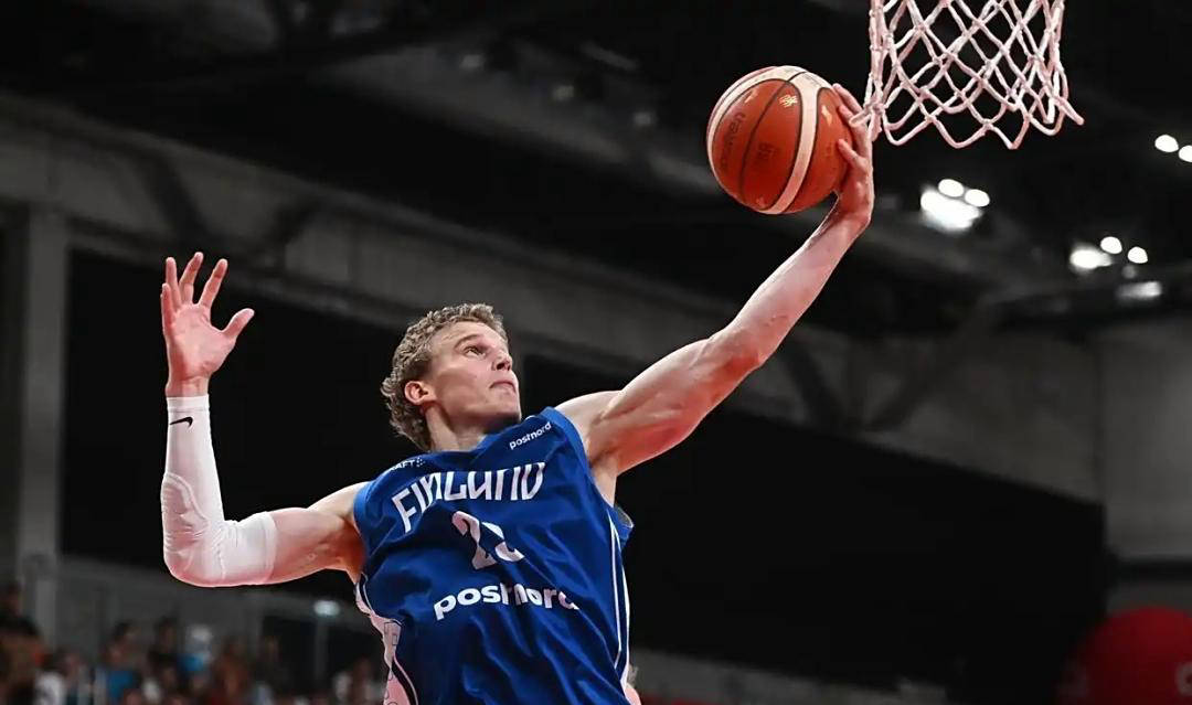 馬(mǎ)刺交易获得勞(láo)里-馬(mǎ)尔卡宁,超级双塔携手(shǒu)西部对抗!