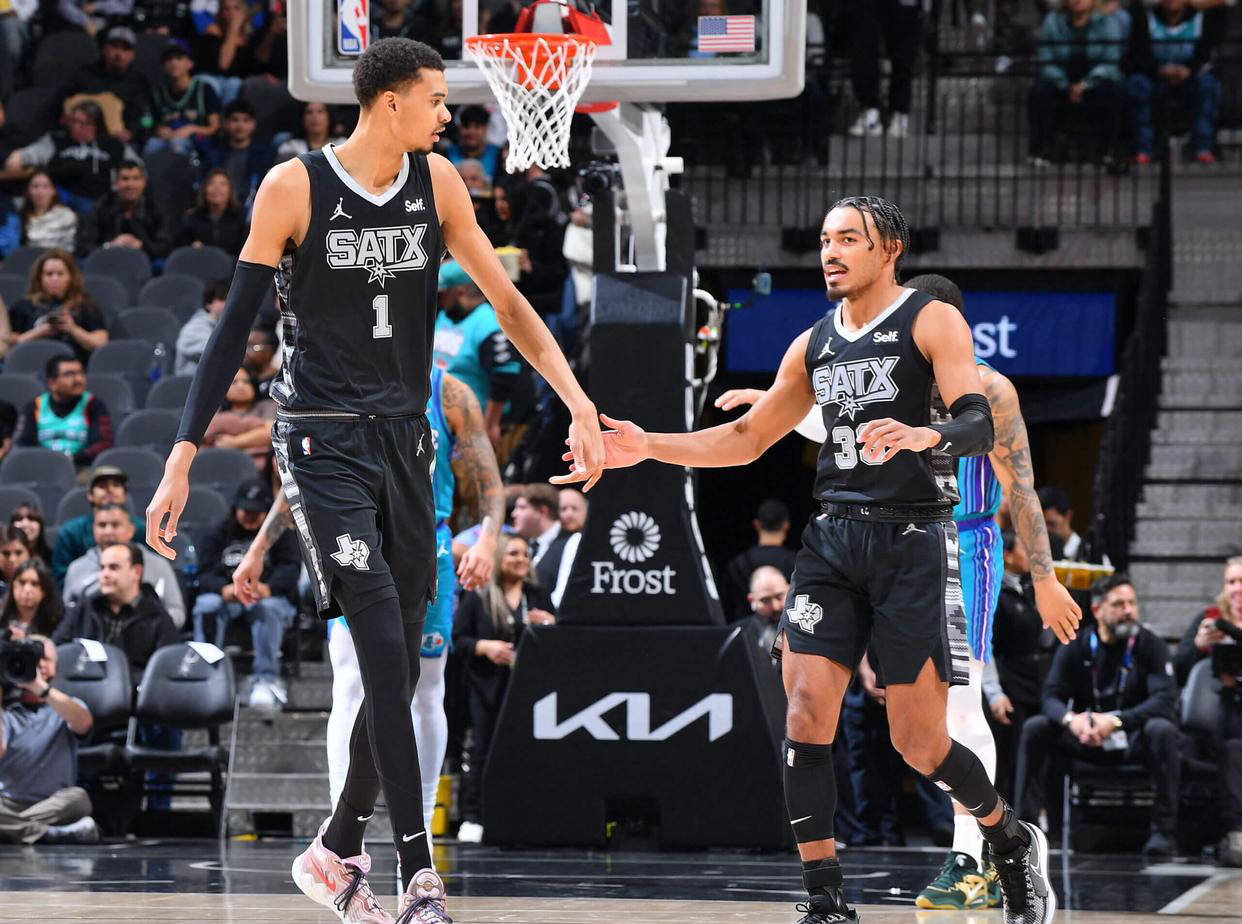 美媒选出5支潜力无限的NBA球(qiú)队，谁能(néng)建立王朝？