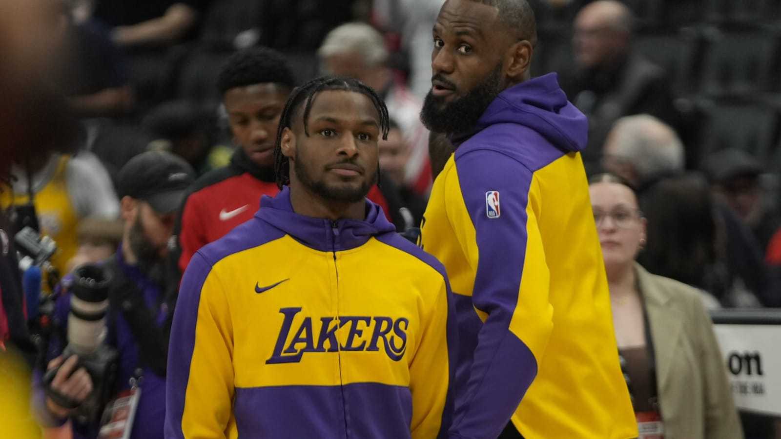 望子成(chéng)龙：詹姆斯(sī)高(gāo)调展示布朗尼(ní)精彩(cǎi)集锦